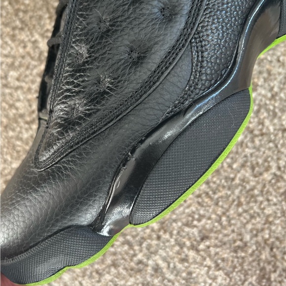 Jordan 13 Retro Altitude (2017) Black and Neon Green Sneakers | Size 12 - Picture 7 of 7